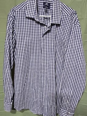 Dockers Men's Navy and White Dress Shirt